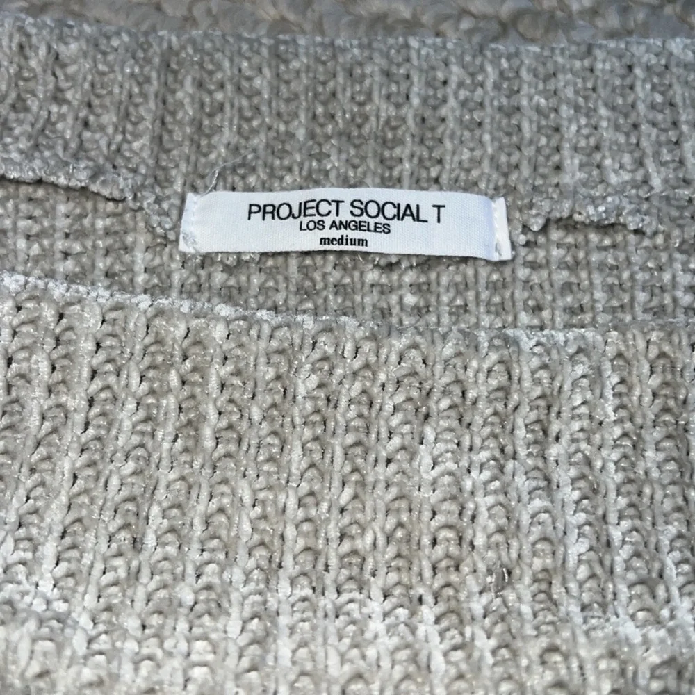 Project Social T chenille soft grey/silver boatneck top, size medium - Picture 4 of 5